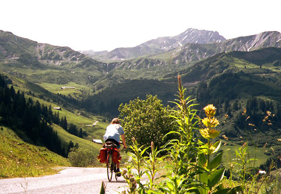 Areches - title photo
